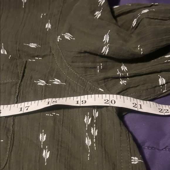 Eddie Bauer Olive Green Button Down Shirt - Picture 5 of 7